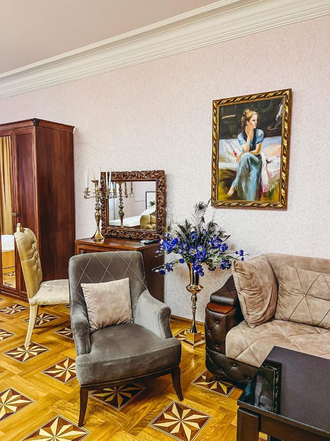 Castle Family Hotel Erywań Zewnętrze zdjęcie